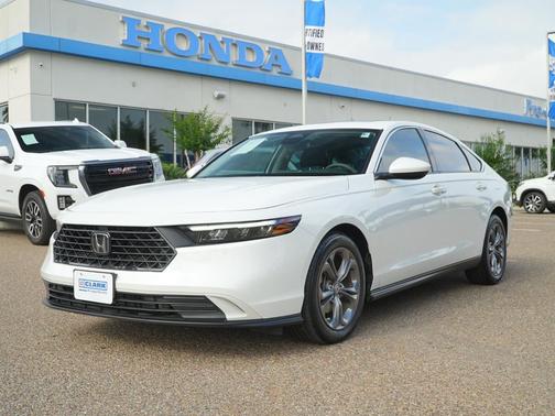 Platinum White Pearl 2024 Honda Accord EX