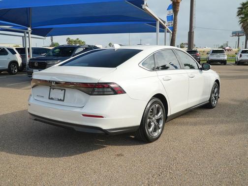 Platinum White Pearl 2024 Honda Accord EX