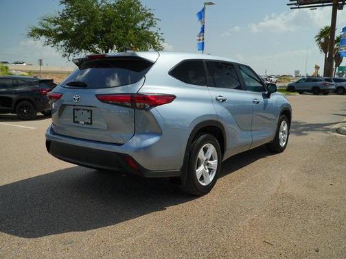 2023 Toyota Highlander Hybrid LE