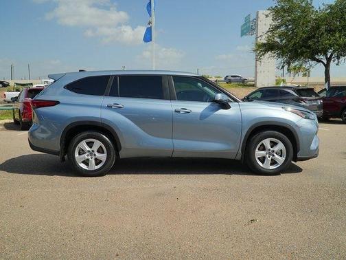 2023 Toyota Highlander Hybrid LE