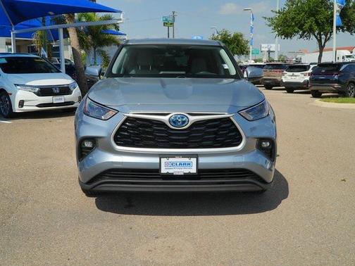 2023 Toyota Highlander Hybrid LE