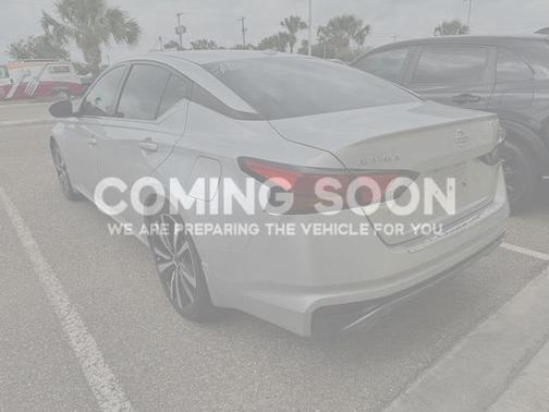 2020 Nissan Altima SR FWD
