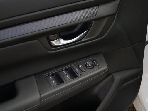 Platinum White Pearl 2025 Honda CR-V LX 2WD