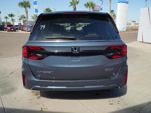 Smoke Blue Pearl 2026 Honda Odyssey Elite