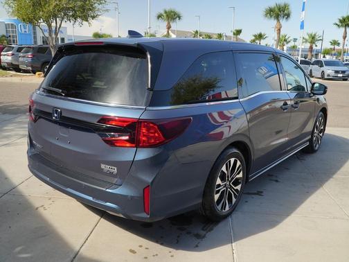 Smoke Blue Pearl 2026 Honda Odyssey Elite