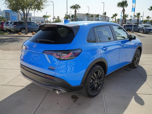 2026 Honda HR-V 2WD Sport