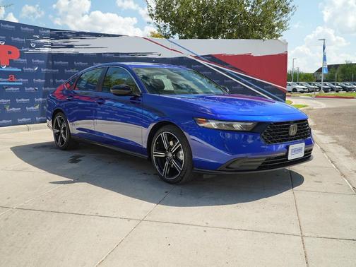 Still Night Pearl 2025 Honda Accord Hybrid Sport
