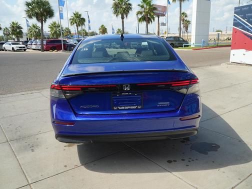 Still Night Pearl 2025 Honda Accord Hybrid Sport