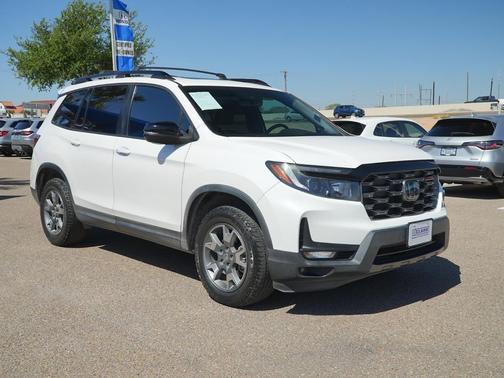 Platinum White Pearl 2023 Honda Passport AWD TrailSport