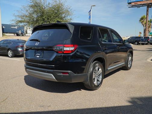 2023 Honda Pilot 2WD EX-L 7 Passenger
