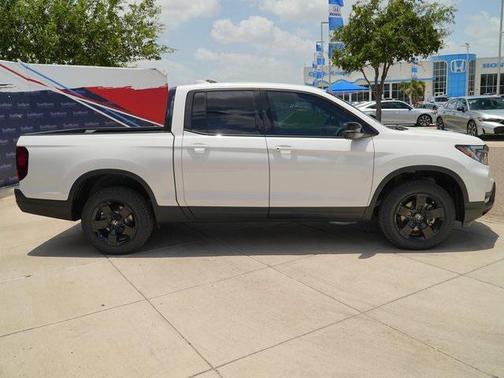 2025 Honda Ridgeline Black