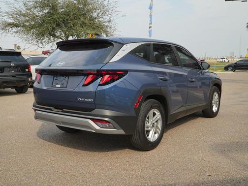 2025 Hyundai TUCSON SE