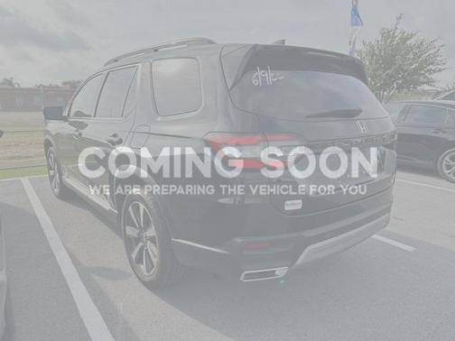 2024 Honda Pilot Touring 8-Passenger