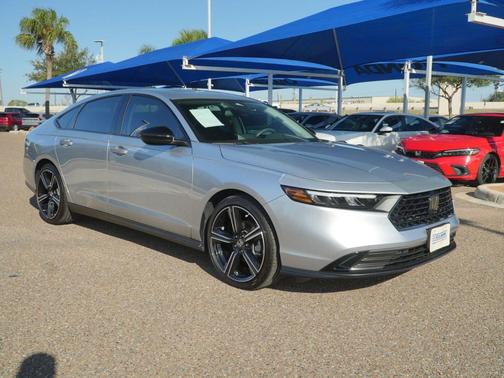 Solar Silver Metallic 2026 Honda Accord SE