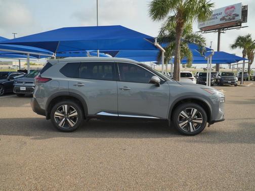 Boulder Gray Pearl 2023 Nissan Rogue SL