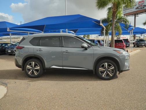 Boulder Gray Pearl 2023 Nissan Rogue SL