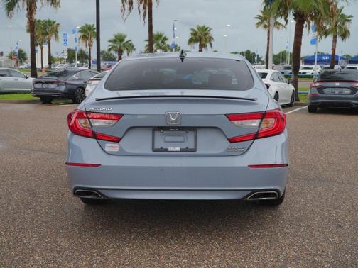Sonic Gray Pearl 2022 Honda Accord Sport SE 1.5T