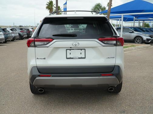 Blizzard Pearl 2020 Toyota RAV4 Limited