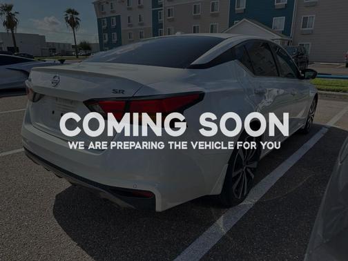 2020 Nissan Altima SR FWD