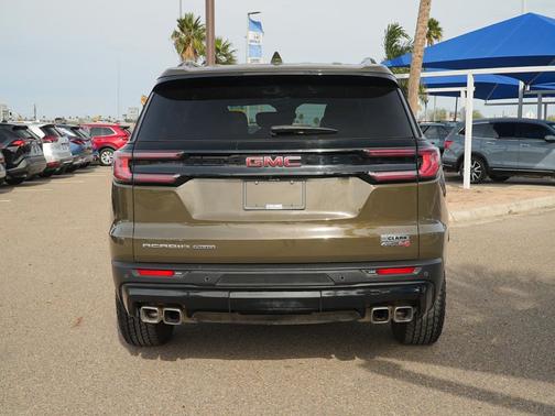 2024 GMC Acadia AWD AT4