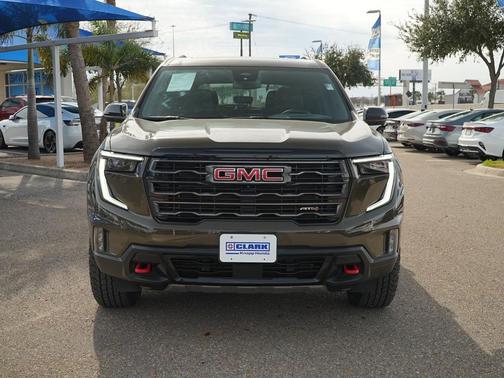 2024 GMC Acadia AWD AT4