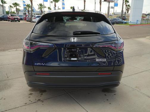 Crystal Black Pearl 2026 Honda HR-V LX