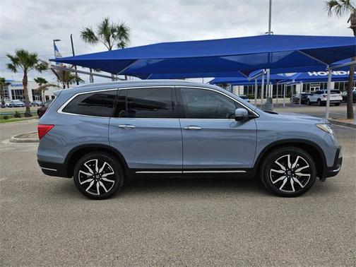 2022 Honda Pilot Touring 8-Passenger