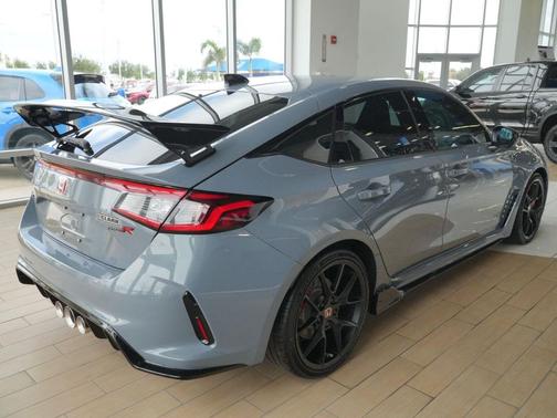 Sonic Gray Pearl 2026 Honda Civic Type R Type R