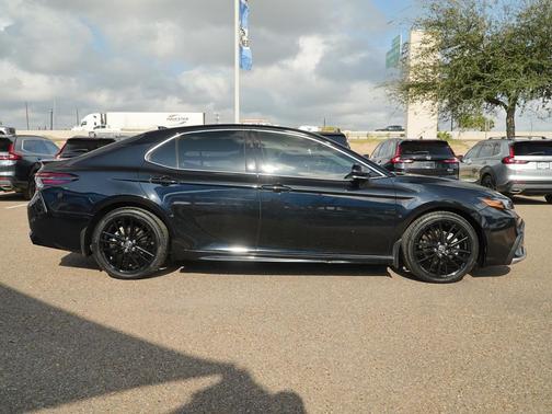 2024 Toyota Camry Hybrid SE