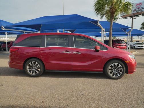 Radiant Red Metallic II 2024 Honda Odyssey EX-L