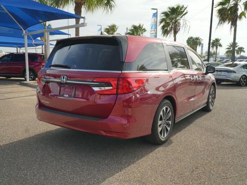 Radiant Red Metallic II 2024 Honda Odyssey EX-L