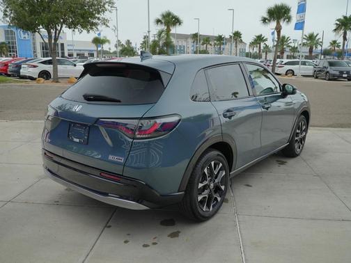 Nordic Forest Pearl 2027 Honda HR-V EX-L