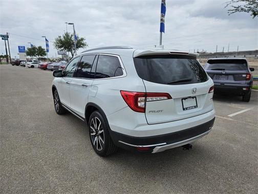 2021 Honda Pilot Touring 8-Passenger