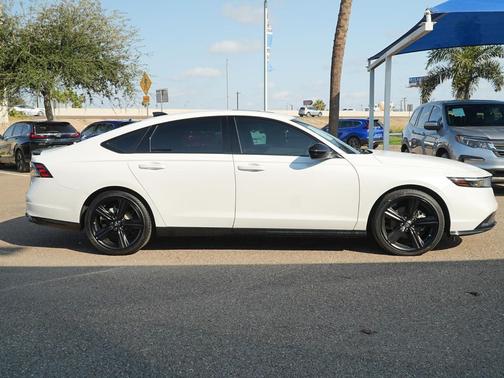 2025 Honda Accord Hybrid Base