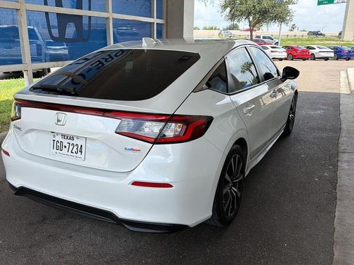 Platinum White Pearl 2023 Honda Civic EX-L