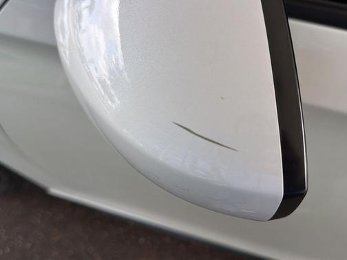 Platinum White Pearl 2023 Honda Civic EX-L