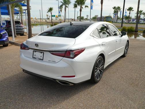 Eminent White Pearl 2023 Lexus ES 350 Base