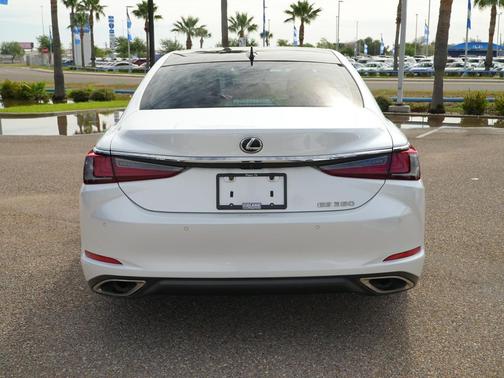 Eminent White Pearl 2023 Lexus ES 350 Base