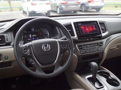 2018 Honda Pilot EX