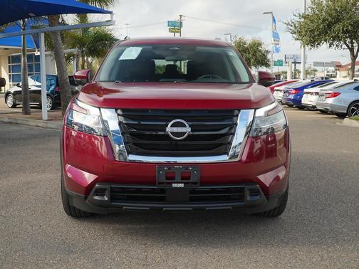 2022 Nissan Pathfinder SV 2WD