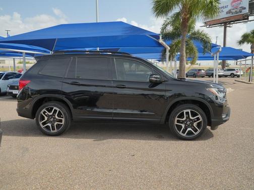 Crystal Black Pearl 2023 Honda Passport AWD Elite