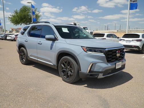 2025 Honda Pilot Touring 8-Passenger