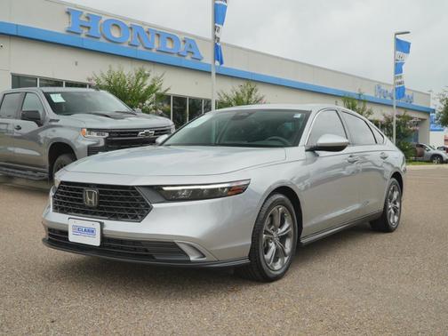Solar Silver Metallic 2024 Honda Accord EX