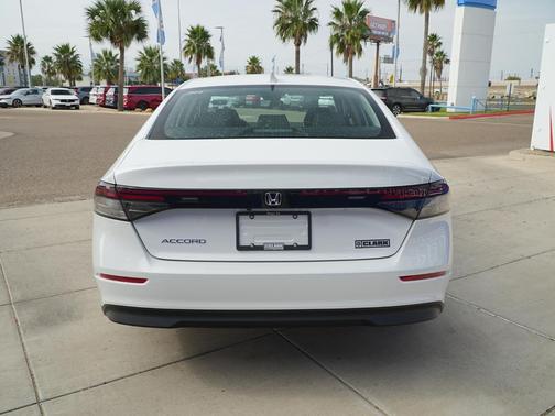 2025 Honda Accord LX 1.5T