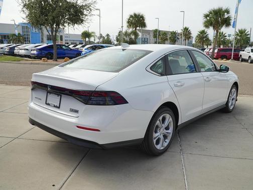 2025 Honda Accord LX 1.5T