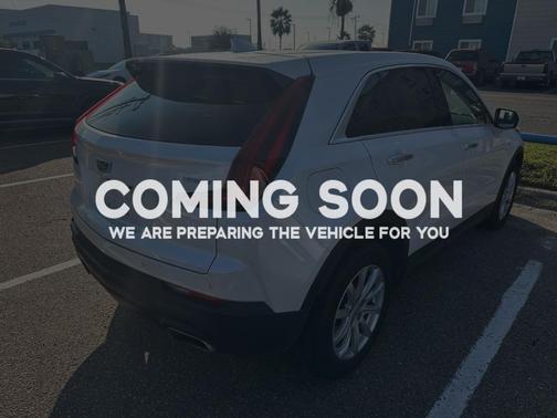 2022 Cadillac XT4 Luxury