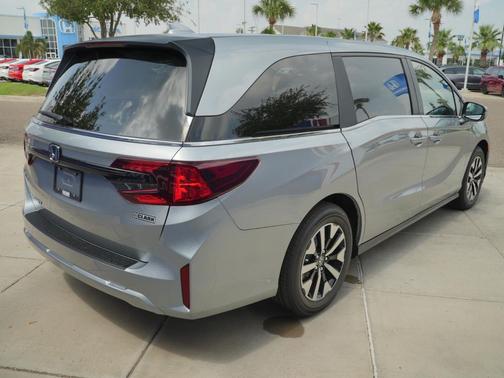 Solar Silver Metallic 2026 Honda Odyssey EX-L