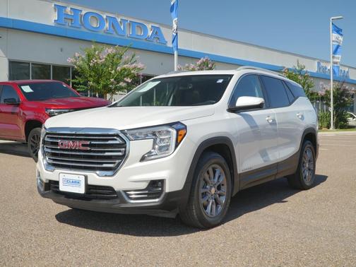 White Frost Tricoat 2024 GMC Terrain SLT