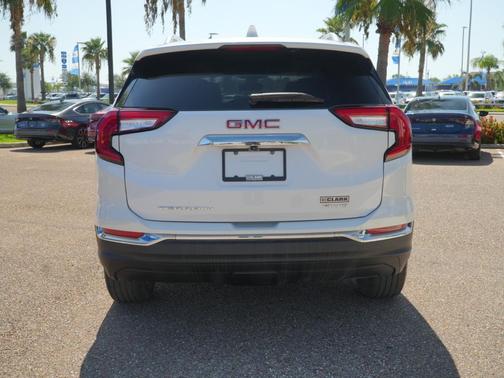 White Frost Tricoat 2024 GMC Terrain SLT