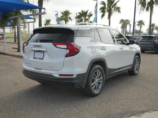 White Frost Tricoat 2024 GMC Terrain SLT